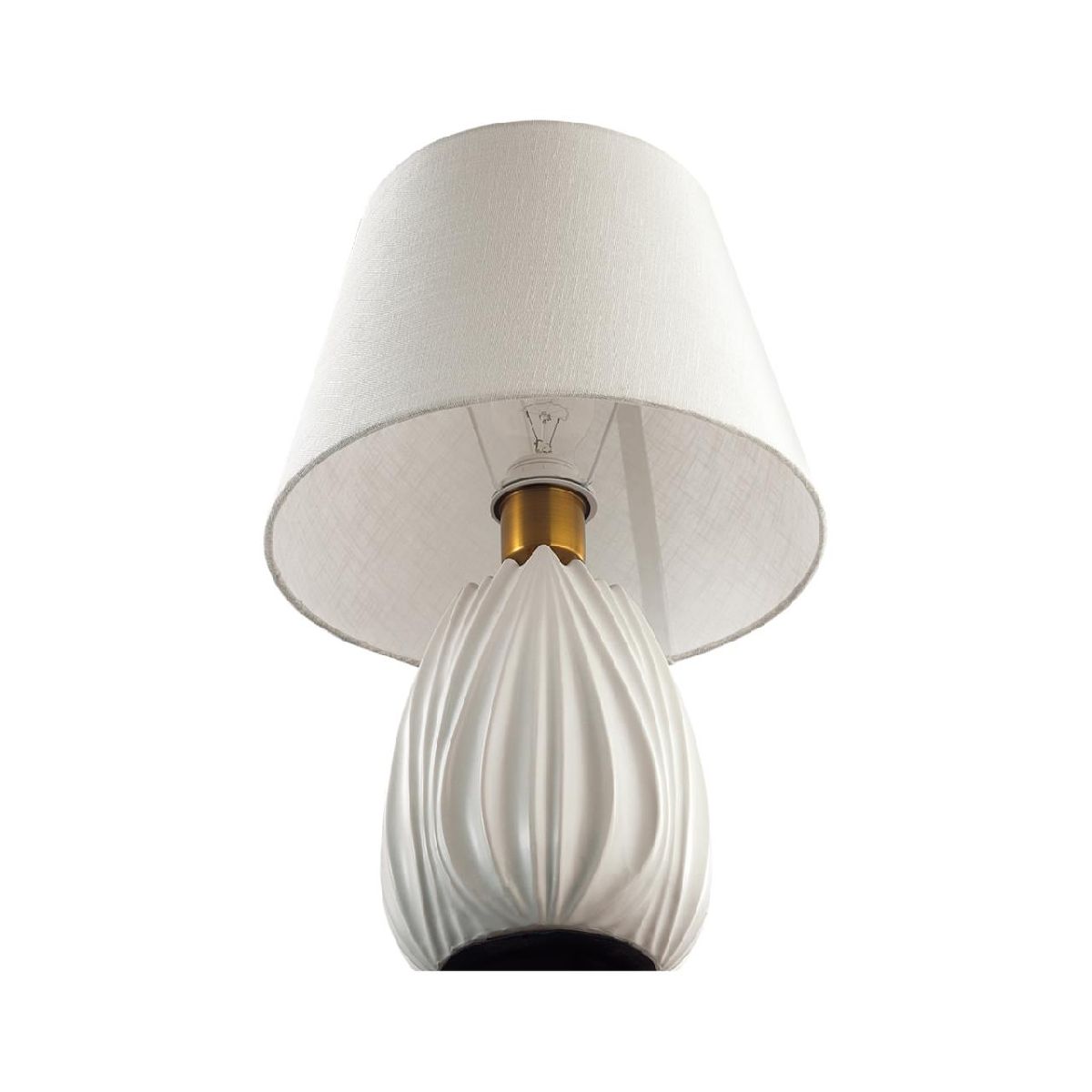 Настольная лампа Lumion Sona 8121/1T Настольная лампа Lumion Sona 8121/1T