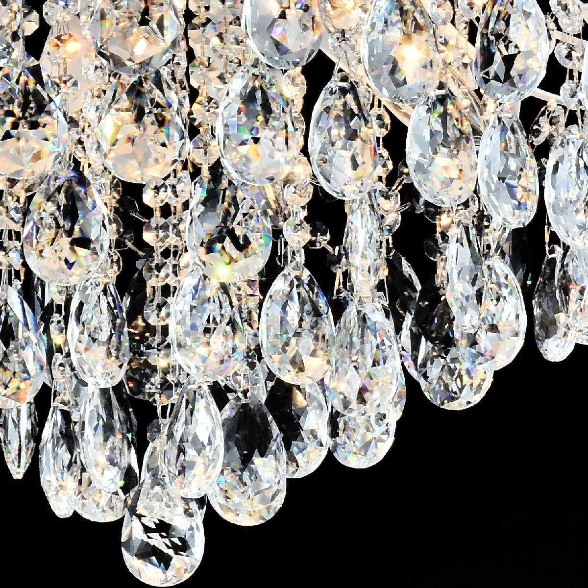 Потолочная люстра Reluce 04024-0.3-07 WH+SILVER PN+RGB Потолочная люстра Reluce 04024-0.3-07 WH+SILVER PN+RGB