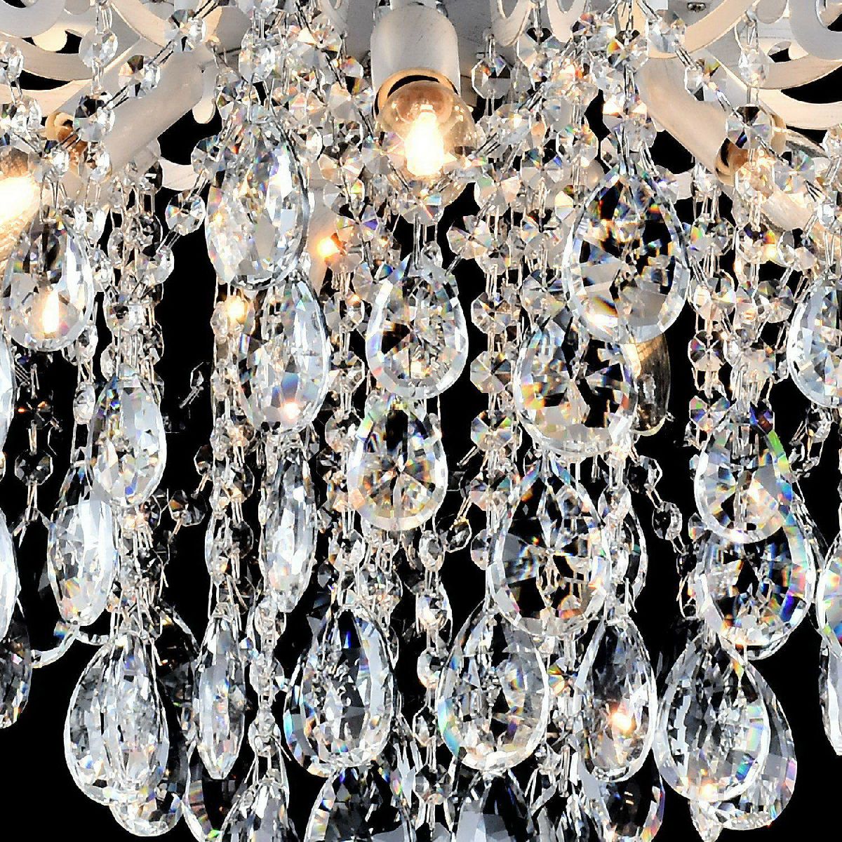 Потолочная люстра Reluce 04033-0.3-07 WH+SILVER PN Потолочная люстра Reluce 04033-0.3-07 WH+SILVER PN