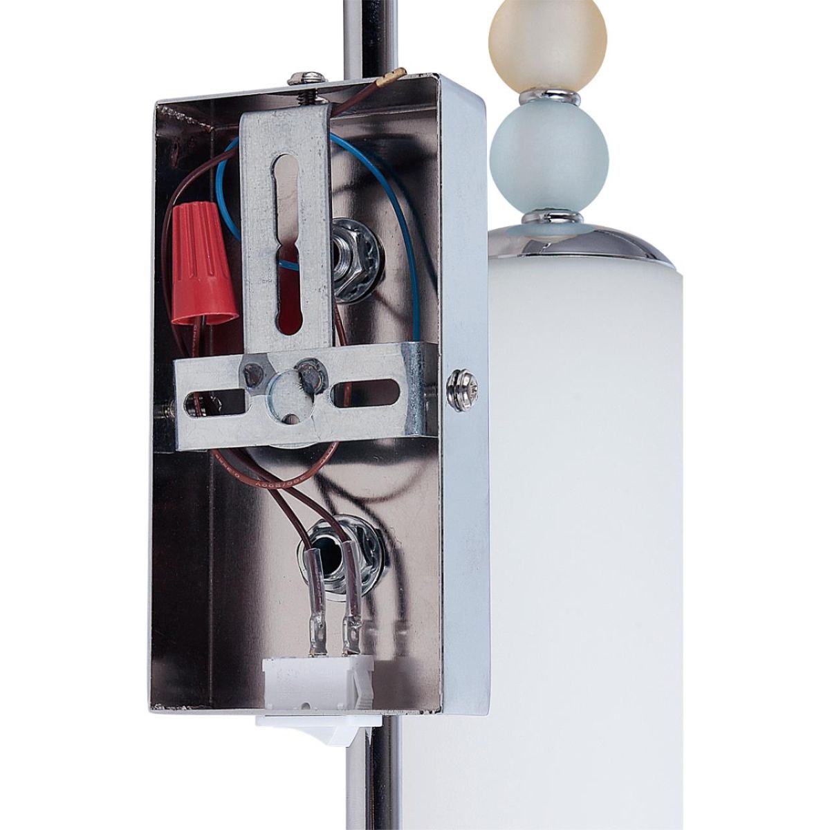 Бра Lumion Neoclassi Tracy 8271/1W Бра Lumion Neoclassi Tracy 8271/1W