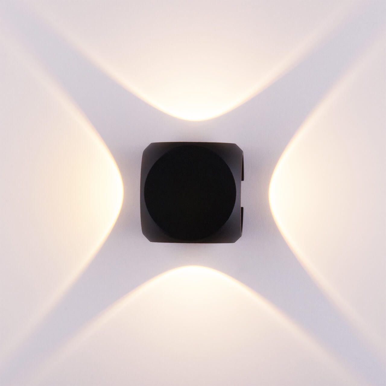 Настенный светильник Elektrostandard 1504 TECHNO LED CUBE черный 4690389147739 Настенный светильник Elektrostandard 1504 TECHNO LED CUBE черный 4690389147739