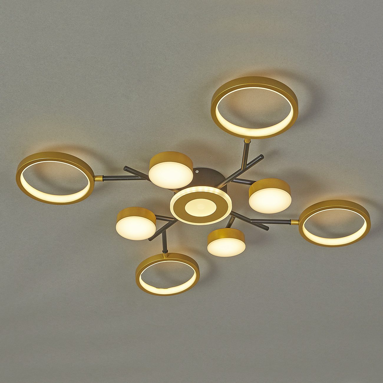 Потолочная светодиодная люстра Escada Optimal 10206/9LED Потолочная светодиодная люстра Escada Optimal 10206/9LED