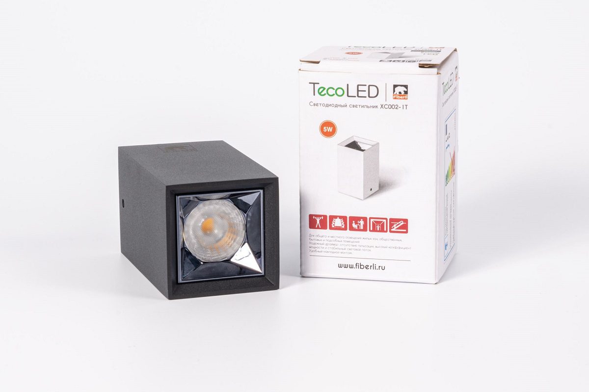 Накладной светильник Fiberli XC002-1T 12120201 Накладной светильник Fiberli XC002-1T 12120201