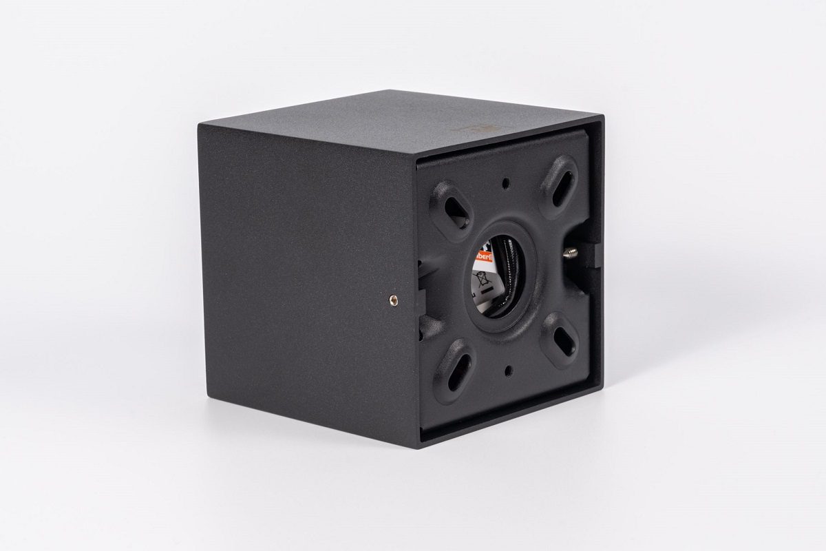 Накладной светодиодный светильник Fiberli XC002-4T(W) 12120204 Накладной светодиодный светильник Fiberli XC002-4T(W) 12120204