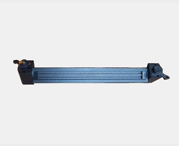Трековый однофазный светильник Italline IT08-8030 black 3000K Трековый однофазный светильник Italline IT08-8030 black 3000K