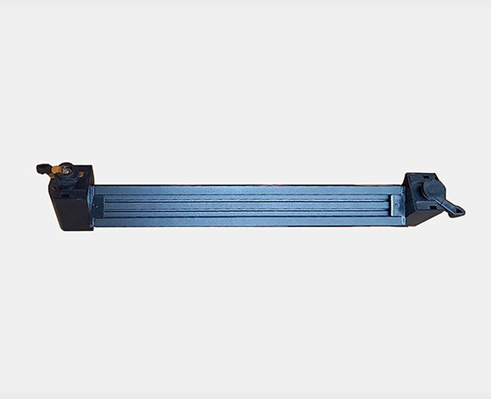 Трековый однофазный светильник Italline IT08-8030 black 4000K Трековый однофазный светильник Italline IT08-8030 black 4000K