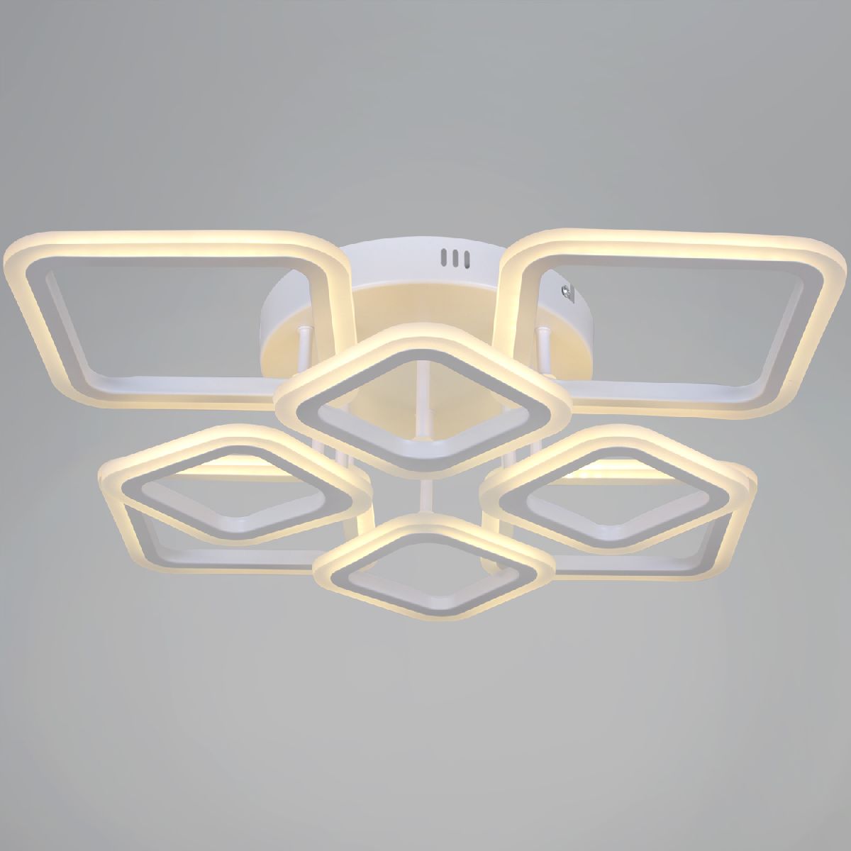Потолочная люстра Reluce 05106-0.3-4+4 WH Потолочная люстра Reluce 05106-0.3-4+4 WH