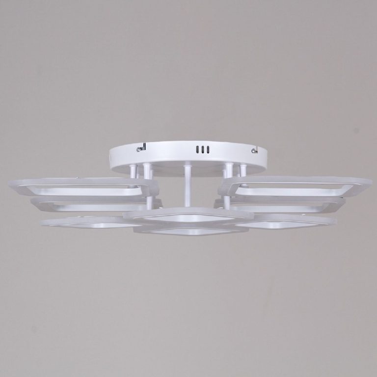 Потолочная люстра Reluce 05106-0.3-4+4 WH