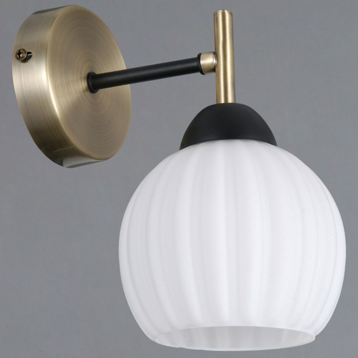Бра Illumico IL0579-1WSQ-25 BK AB TRENTO Бра Illumico IL0579-1WSQ-25 BK AB TRENTO