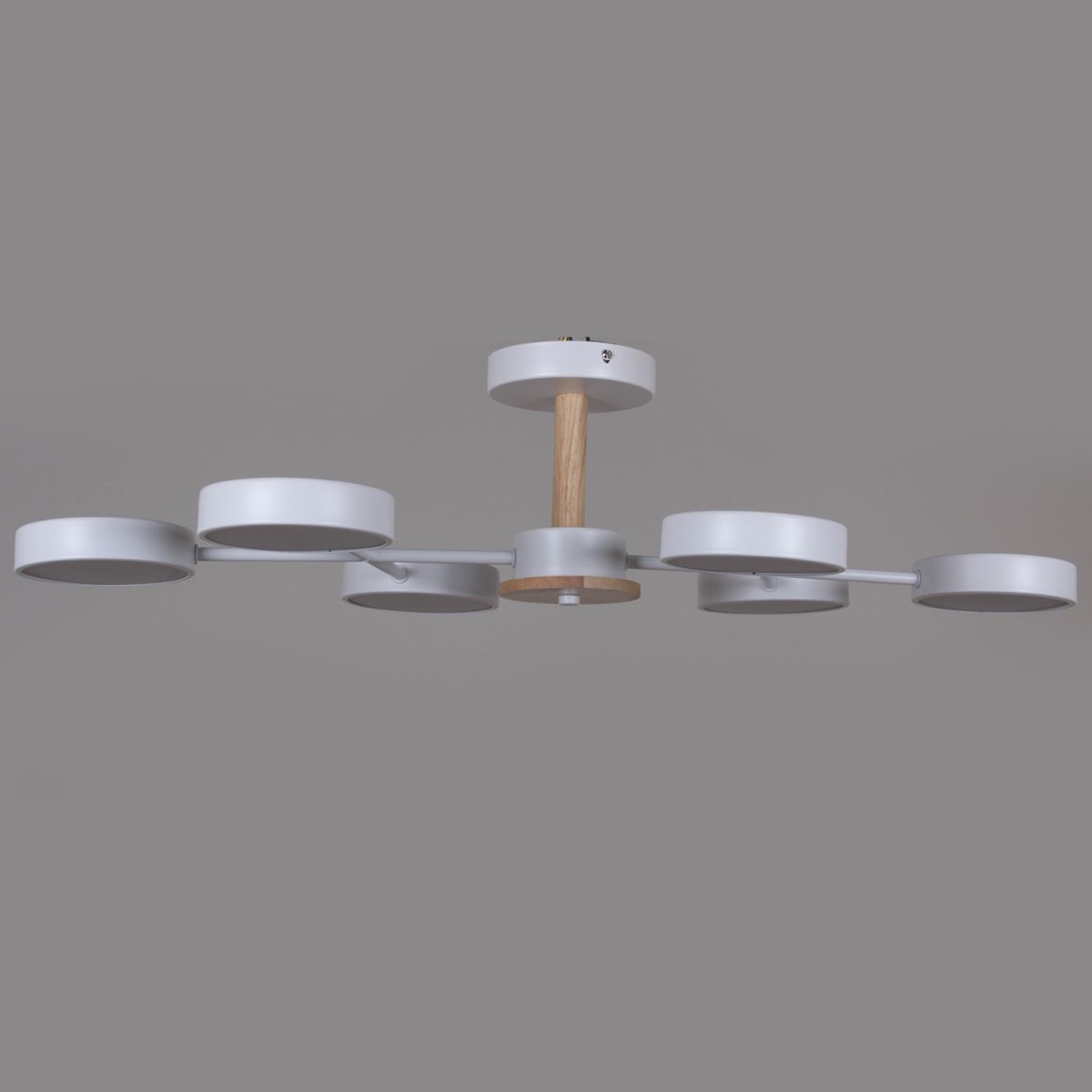 Люстра на штанге Reluce 03335-0.3-06 WH+WOOD Люстра на штанге Reluce 03335-0.3-06 WH+WOOD