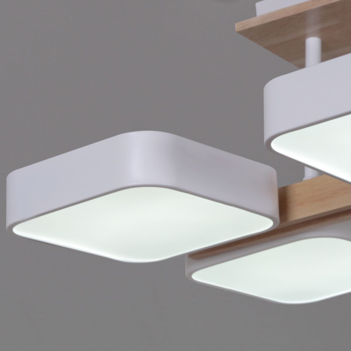 Потолочная люстра Reluce 03359-0.3-06 WH+WOOD Потолочная люстра Reluce 03359-0.3-06 WH+WOOD