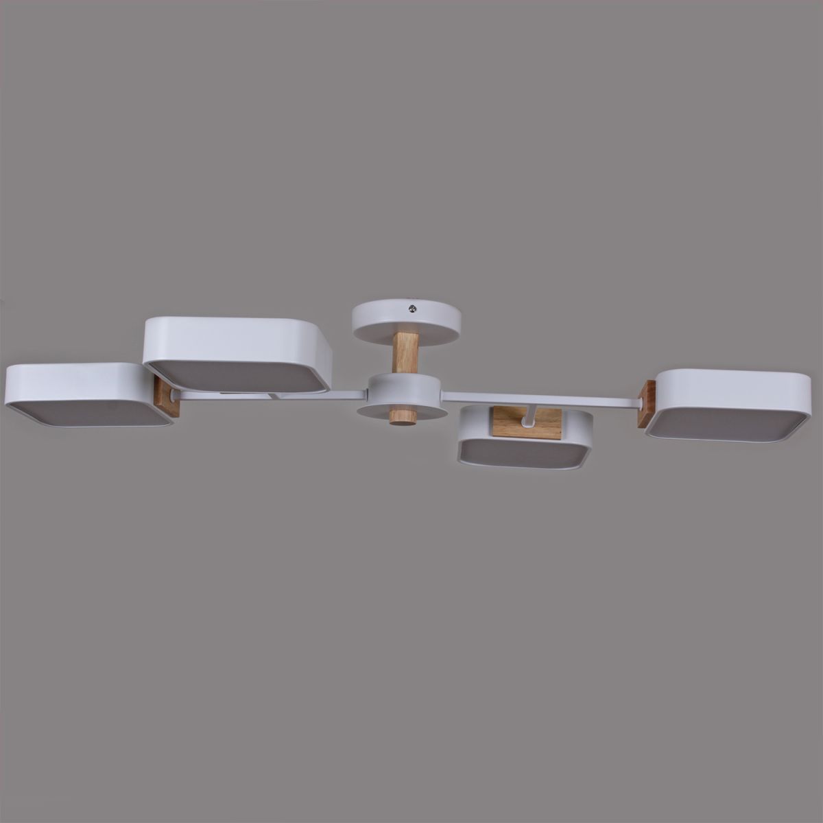 Люстра на штанге Reluce 03363-0.3-04 WH+WOOD Люстра на штанге Reluce 03363-0.3-04 WH+WOOD