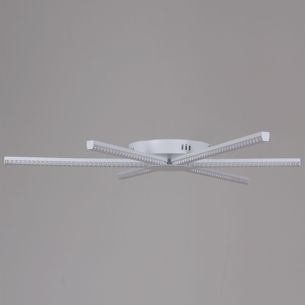 Потолочная люстра Reluce 06537-0.3-3+3 WH Потолочная люстра Reluce 06537-0.3-3+3 WH