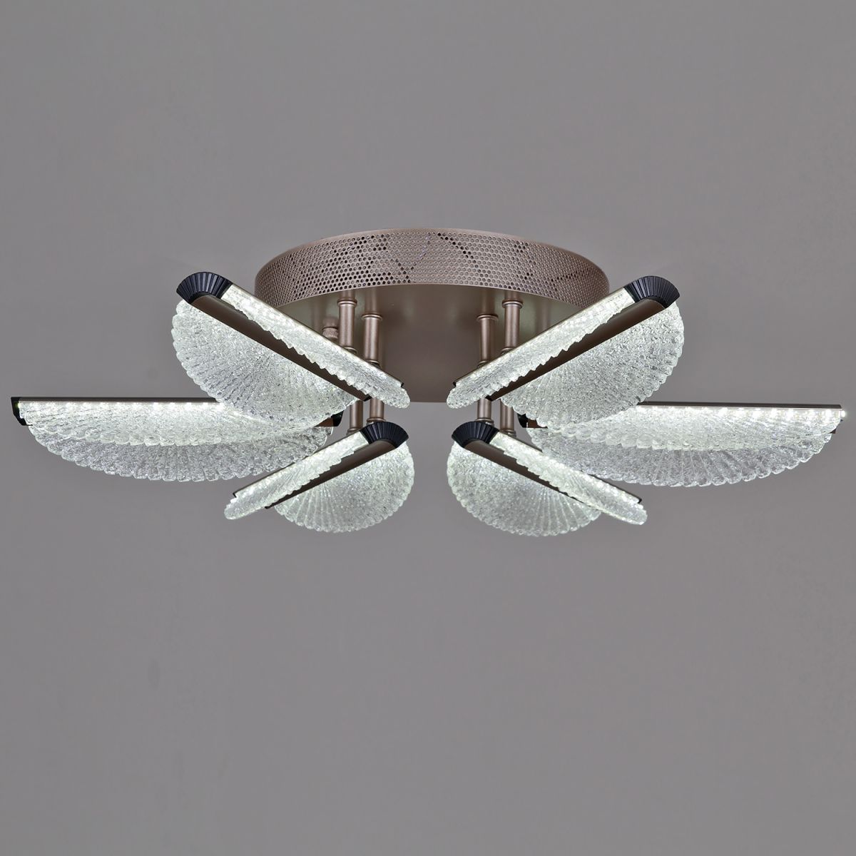 Потолочная люстра Reluce 00490-0.3-06S champagne silver Потолочная люстра Reluce 00490-0.3-06S champagne silver