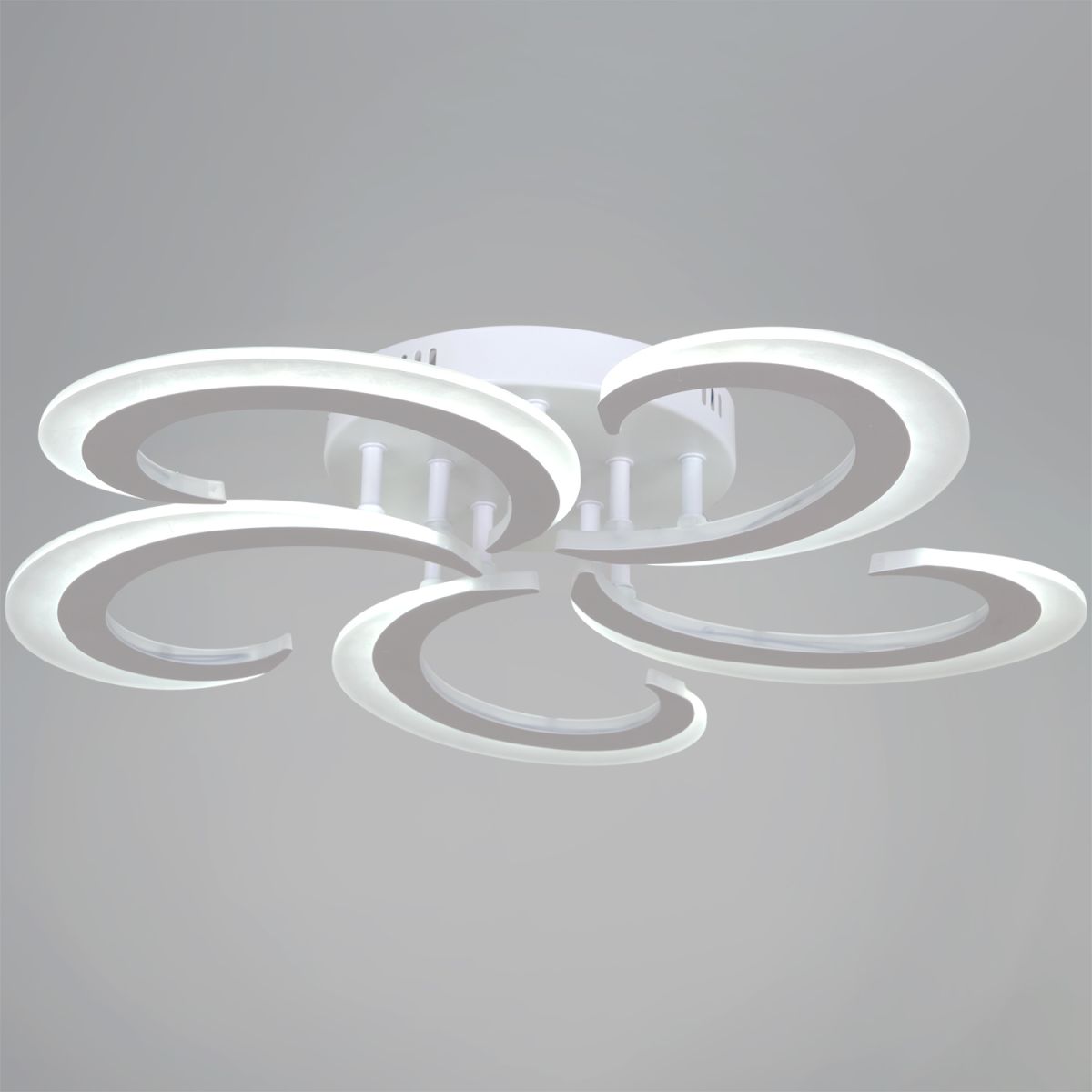 Потолочная люстра Reluce 05090-0.3-05 WH Потолочная люстра Reluce 05090-0.3-05 WH