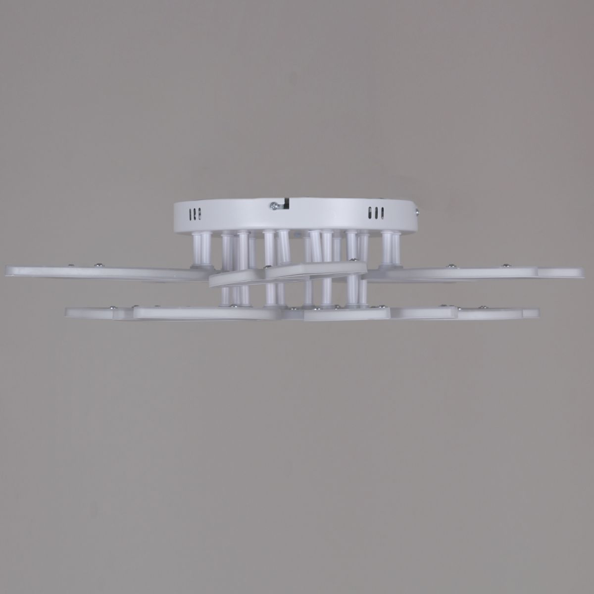 Потолочная люстра Reluce 00150-0.3-5+5 WH Потолочная люстра Reluce 00150-0.3-5+5 WH