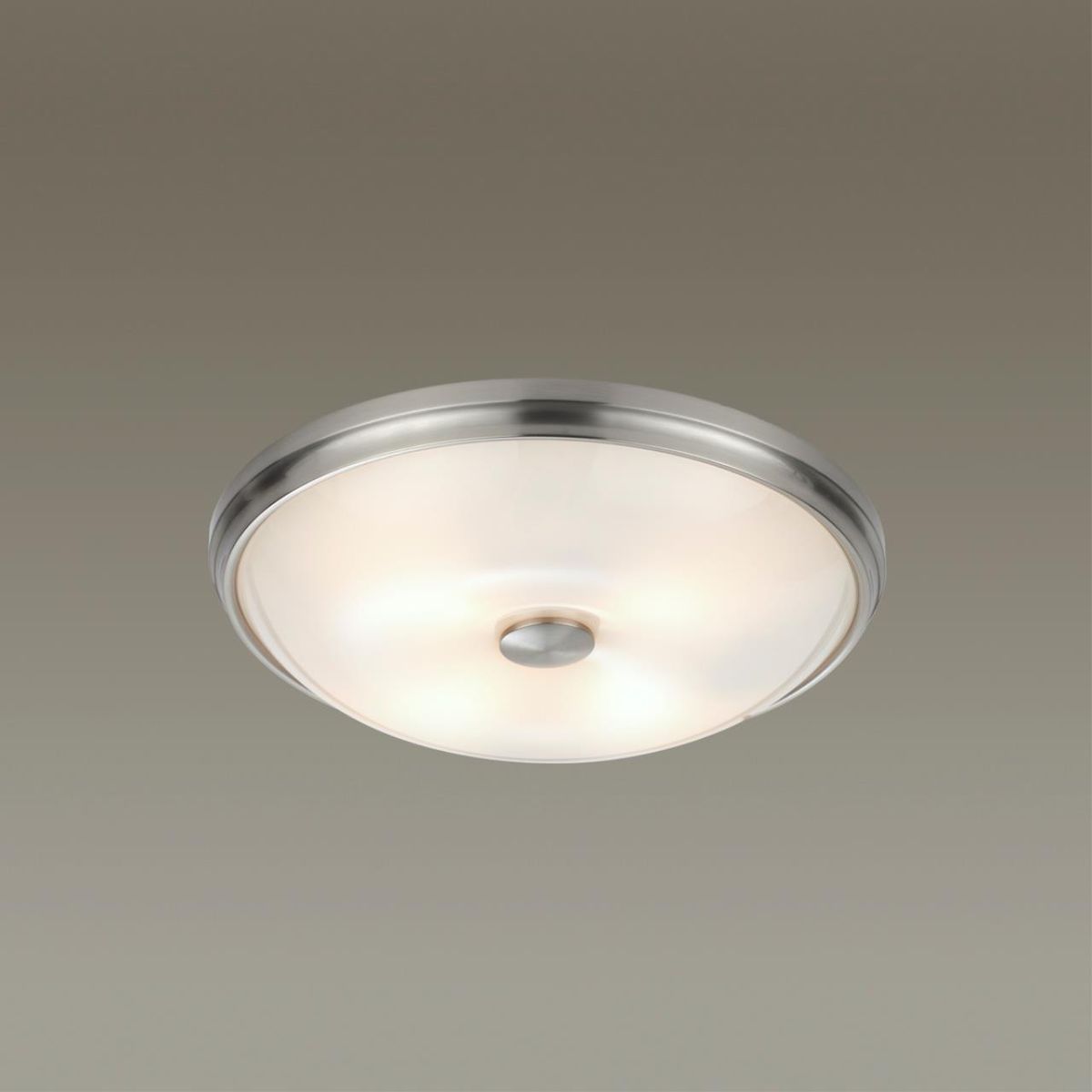 Настенно-потолочный светильник Odeon Light Pelow 4957/4 Настенно-потолочный светильник Odeon Light Pelow 4957/4