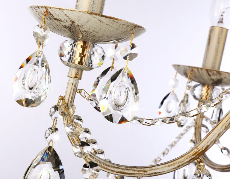 Подвесная люстра Ambrella Light Traditional TR4944