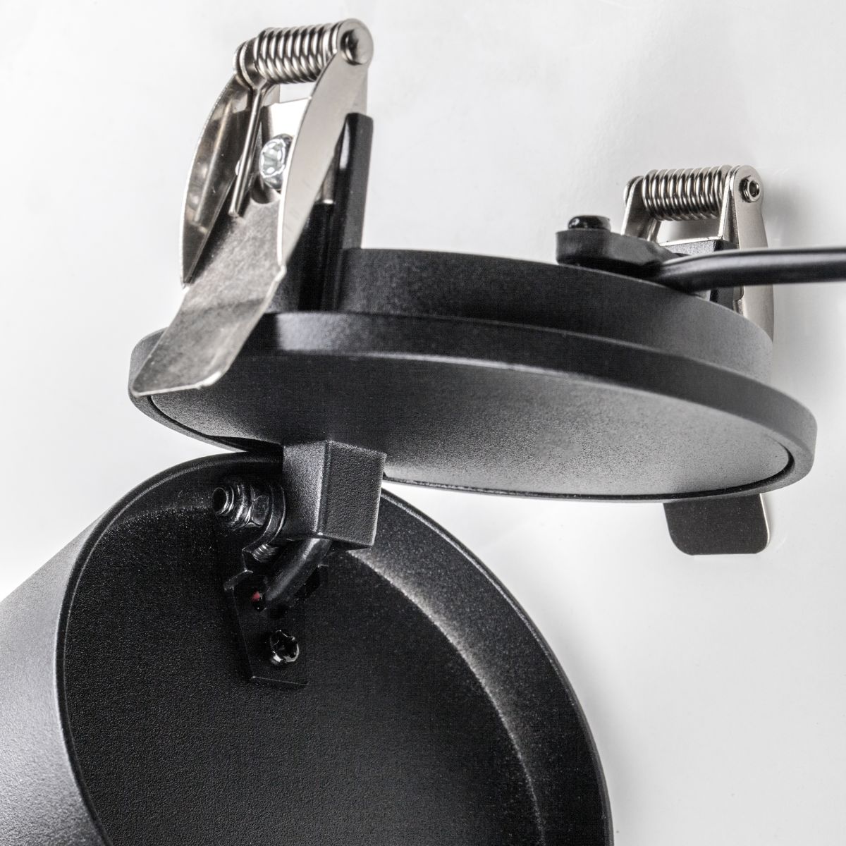 Встраиваемый спот Lightstar Acuto 215807 Встраиваемый спот Lightstar Acuto 215807