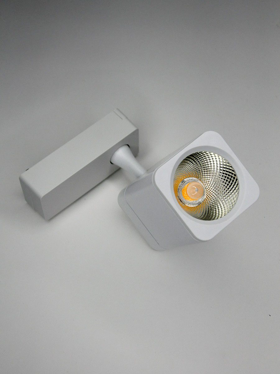 Трековый светильник Elvan ST-05SQ-20W-NH-Wh Трековый светильник Elvan ST-05SQ-20W-NH-Wh