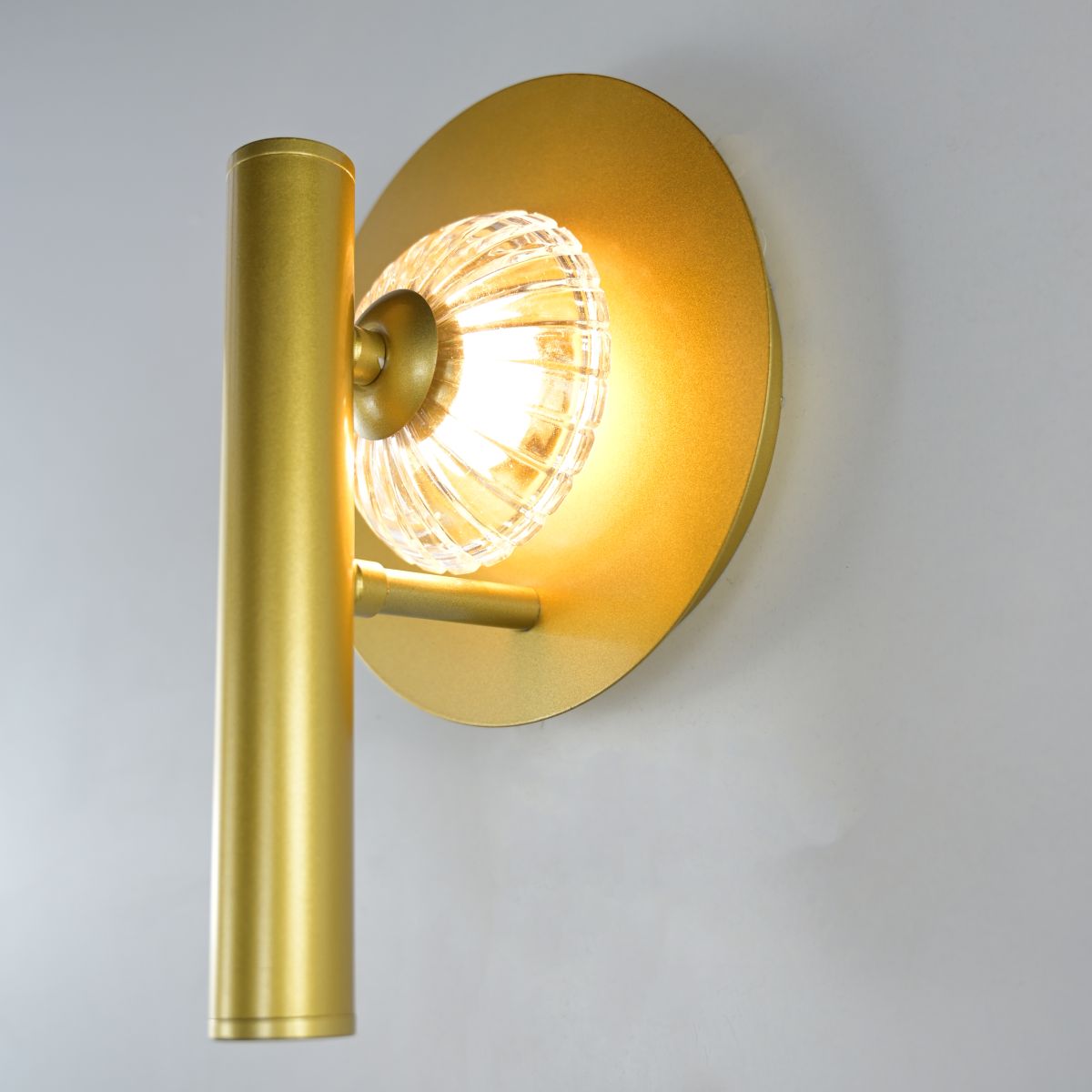 Настенный светильник ImperiumLoft Luni Gold 302708-22 Настенный светильник ImperiumLoft Luni Gold 302708-22