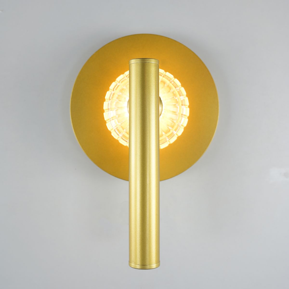 Настенный светильник ImperiumLoft Luni Gold 302708-22 Настенный светильник ImperiumLoft Luni Gold 302708-22