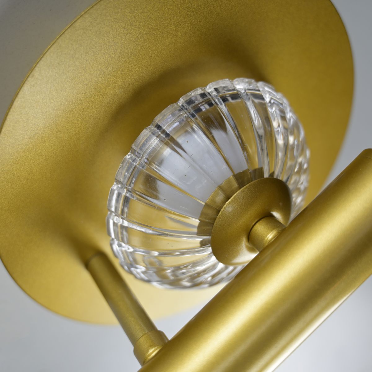 Настенный светильник ImperiumLoft Luni Gold 302708-22 Настенный светильник ImperiumLoft Luni Gold 302708-22