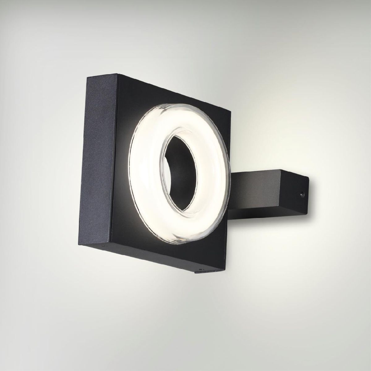 Уличный настенный светильник Odeon Light Vart 6654/5WL Уличный настенный светильник Odeon Light Vart 6654/5WL