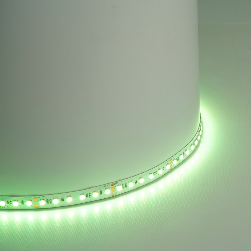Светодиодная лента Feron LS501 24В 5050 11Вт/м RGB 5м IP20 51823 Светодиодная лента Feron LS501 24В 5050 11Вт/м RGB 5м IP20 51823