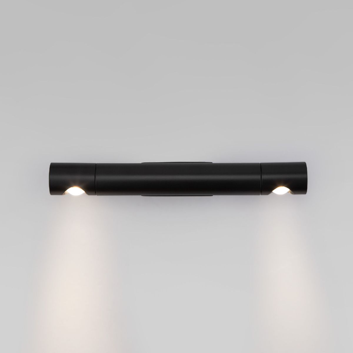 Настенный светильник Eurosvet Tybee 40161 LED черный a063046 Настенный светильник Eurosvet Tybee 40161 LED черный a063046