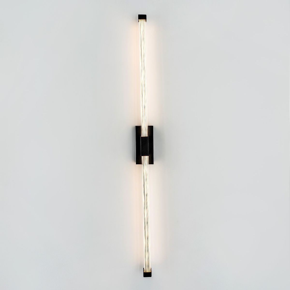 Настенный светильник LED4U L2242-800 BK Настенный светильник LED4U L2242-800 BK