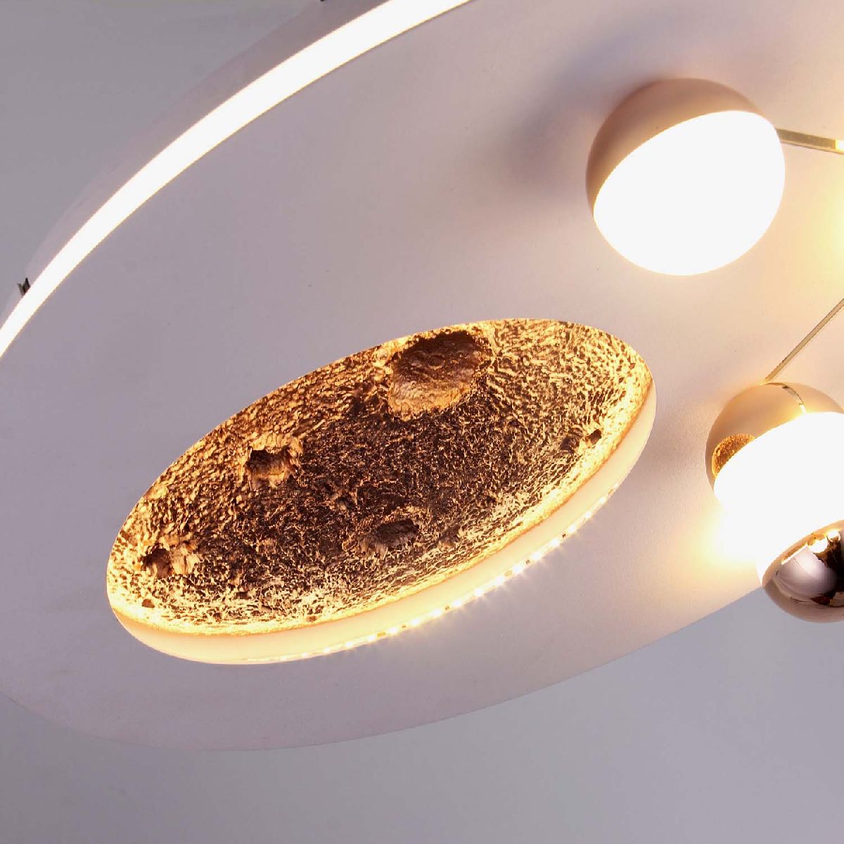 Потолочная люстра Favourite Plaides 4630-4C Потолочная люстра Favourite Plaides 4630-4C