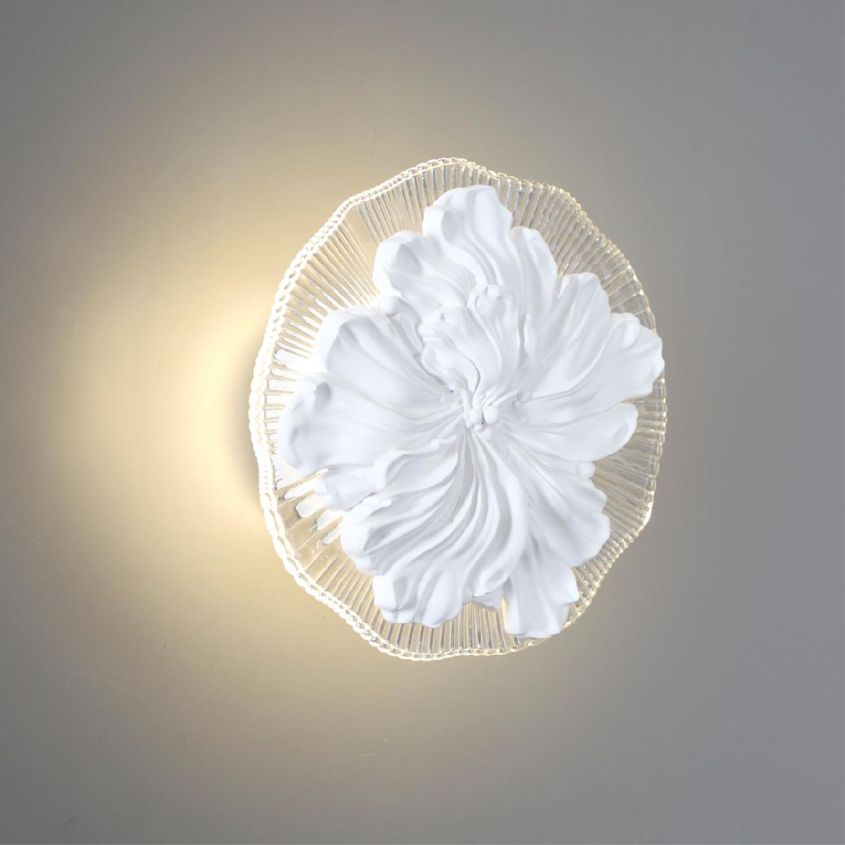 Настенный светильник Odeon Light Fiore 6614/8WL Настенный светильник Odeon Light Fiore 6614/8WL