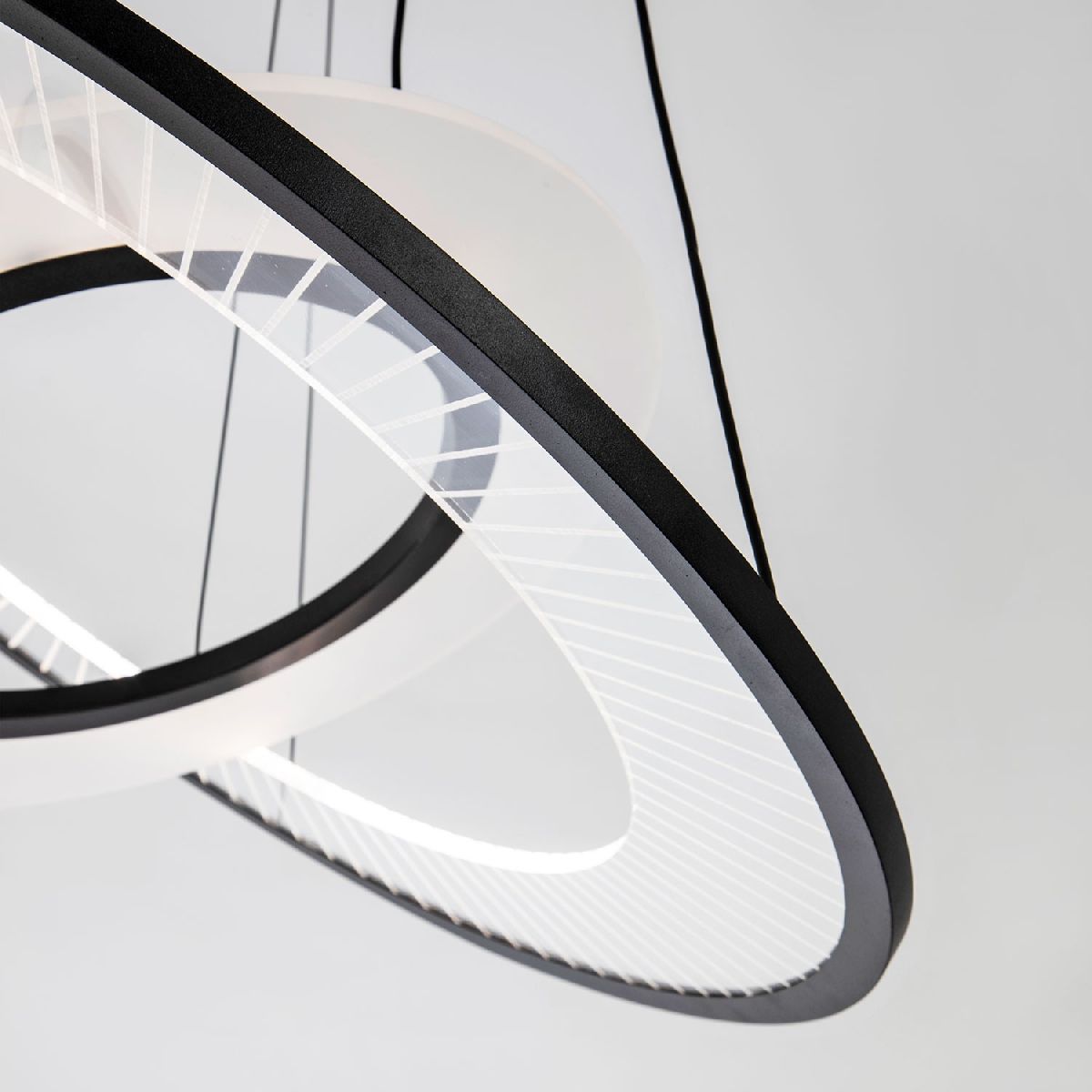 Подвесной светильник LED4U L5050-60-40 BK Подвесной светильник LED4U L5050-60-40 BK