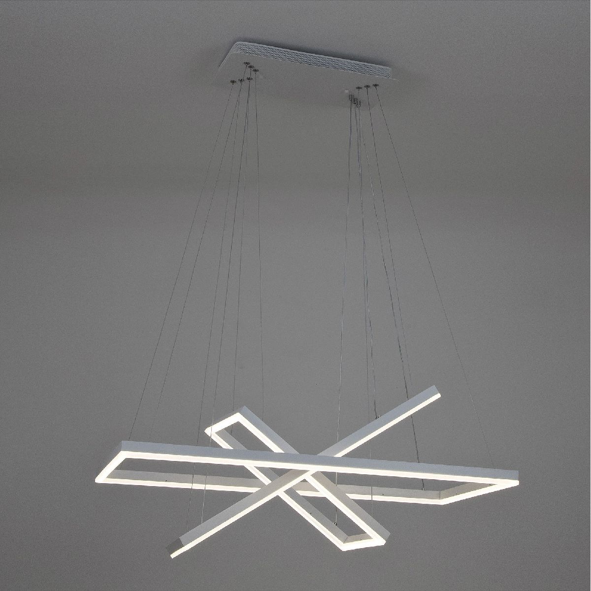 Подвесная люстра LED4U L11001-3HL WH Подвесная люстра LED4U L11001-3HL WH