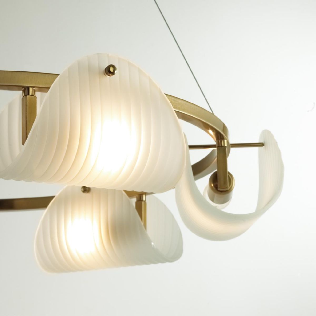 Подвесная люстра Lumion Fioro 6571/6 Подвесная люстра Lumion Fioro 6571/6