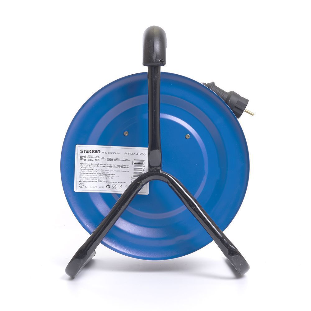 Удлинитель на металлической катушке 4-местный Stekker PRF02-41-50 50м 39297 Удлинитель на металлической катушке 4-местный Stekker PRF02-41-50 50м 39297