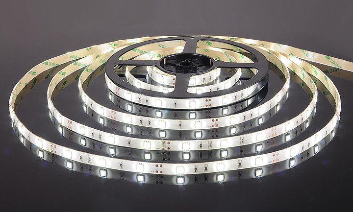 Светодиодная лента Elektrostandard 12V 7,2W 30Led 5050 IP65 холодный белый, 5м 4690389038440 Светодиодная лента Elektrostandard 12V 7,2W 30Led 5050 IP65 холодный белый, 5м 4690389038440