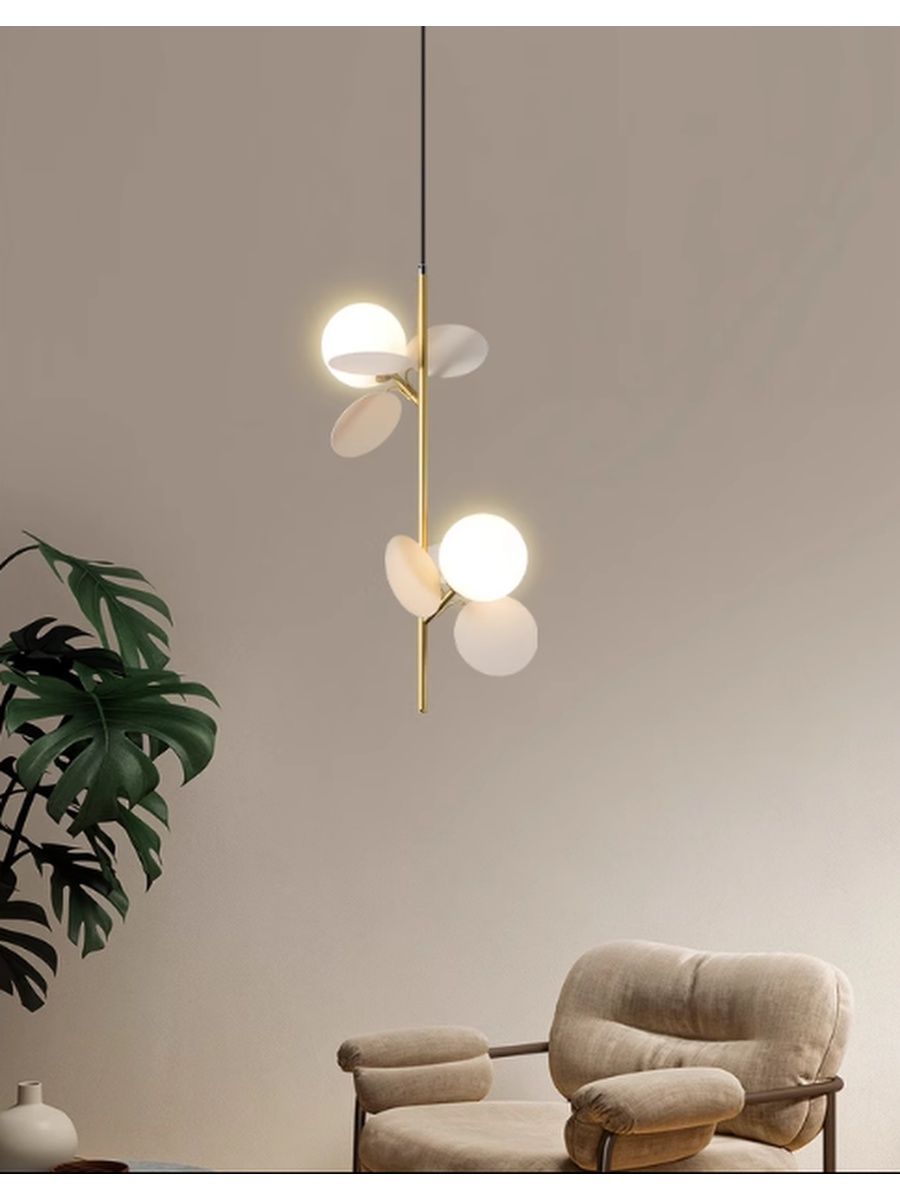 Подвесная люстра Zortes Floret ZRS.01201.02 Подвесная люстра Zortes Floret ZRS.01201.02