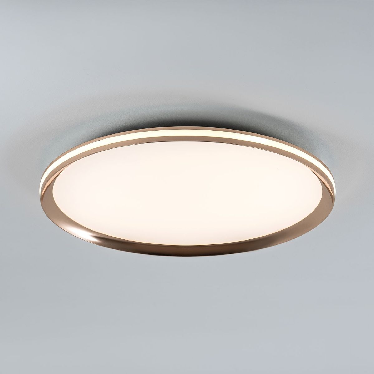 Потолочный светильник LED4U L3020-500 GD Потолочный светильник LED4U L3020-500 GD