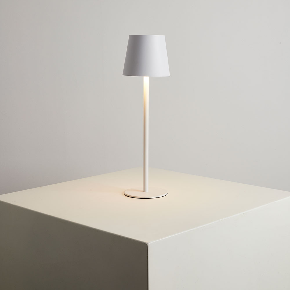 Уличный настольный светильник Arte Lamp Fuyue A1614LT-1WH Уличный настольный светильник Arte Lamp Fuyue A1614LT-1WH