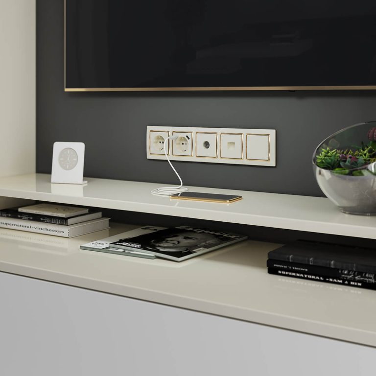 Розетка с заземлением, шторками и USBх2 Werkel слоновая кость W1171503 4690389155833