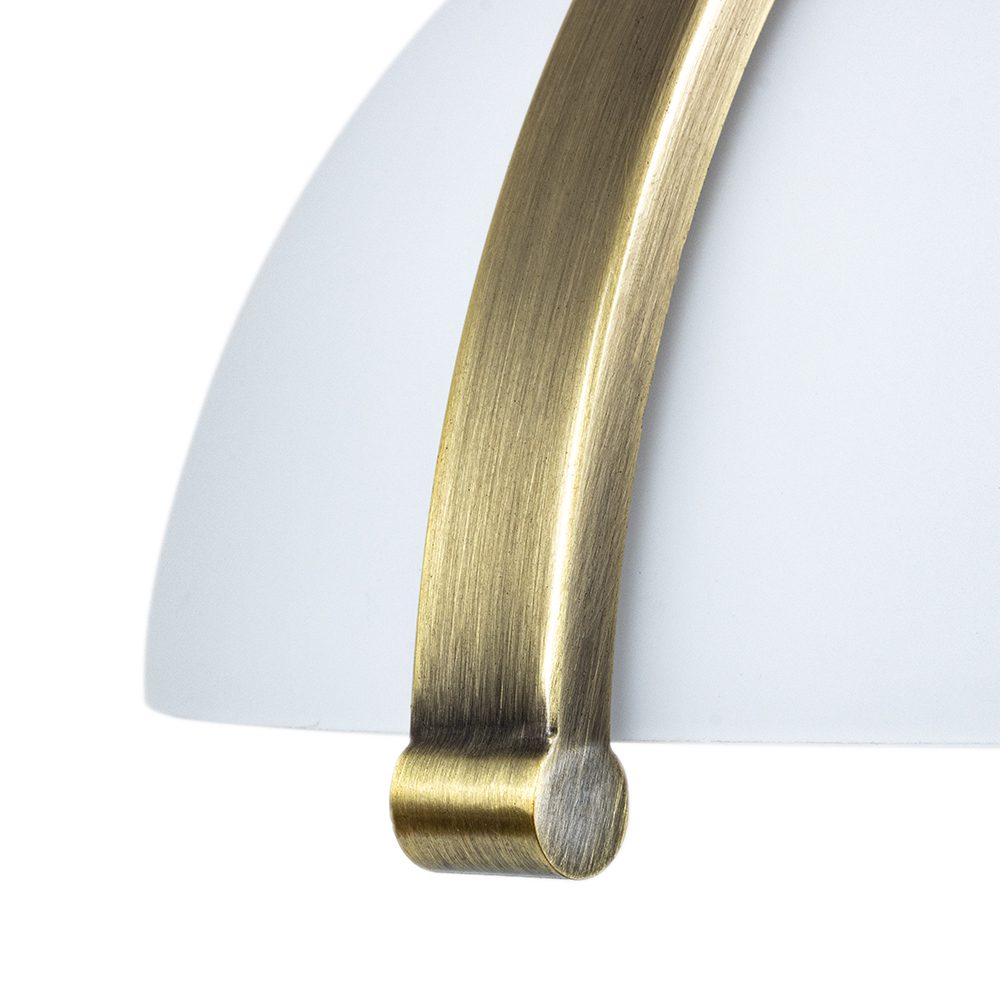 Настольная лампа Arte Lamp Brava A5056LT-1AB Настольная лампа Arte Lamp Brava A5056LT-1AB