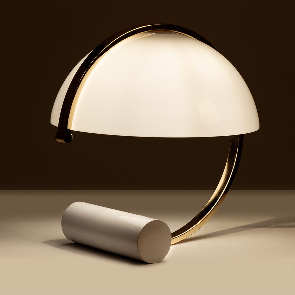 Настольная лампа Arte Lamp Brava A5056LT-1GO Настольная лампа Arte Lamp Brava A5056LT-1GO
