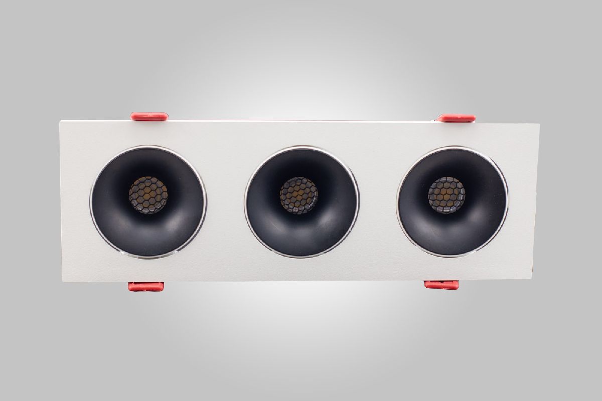 Встраиваемый светильник AM Group AM480-3 BK+WH 23,1W Встраиваемый светильник AM Group AM480-3 BK+WH 23,1W