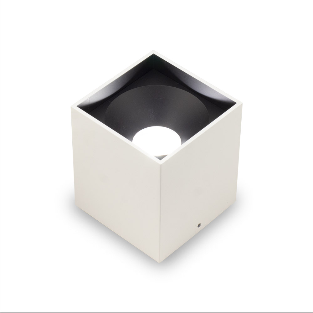 Накладной светильник AM Group AM482 BK+WH 10W Накладной светильник AM Group AM482 BK+WH 10W