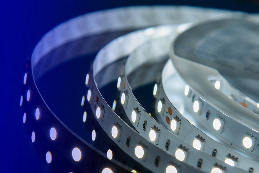 Светодиодная лента DesignLed DSG560-24-W-33 000520 Светодиодная лента DesignLed DSG560-24-W-33 000520