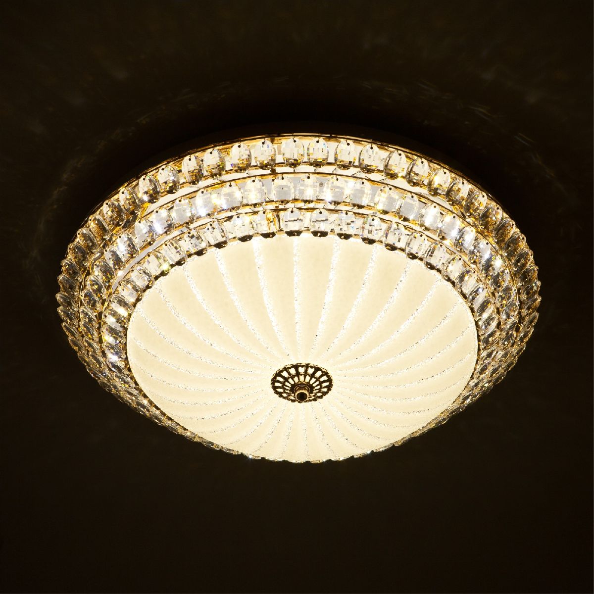 Потолочный светильник LED4U L1101-450 GD Потолочный светильник LED4U L1101-450 GD