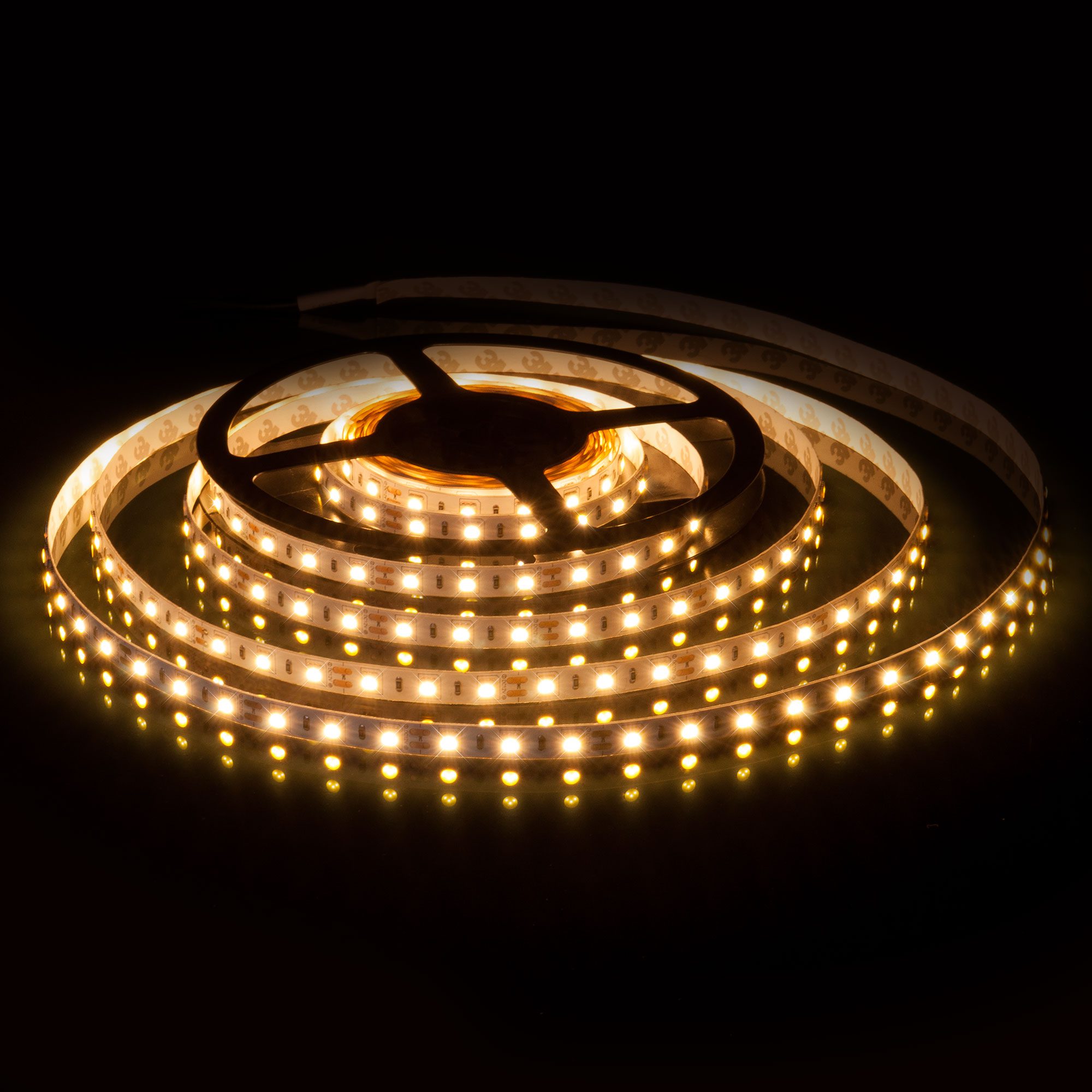 Светодиодная лента Elektrostandard 24V 14,4W 60Led 5050 IP65 теплый белый, 5м 4690389167737 Светодиодная лента Elektrostandard 24V 14,4W 60Led 5050 IP65 теплый белый, 5м 4690389167737