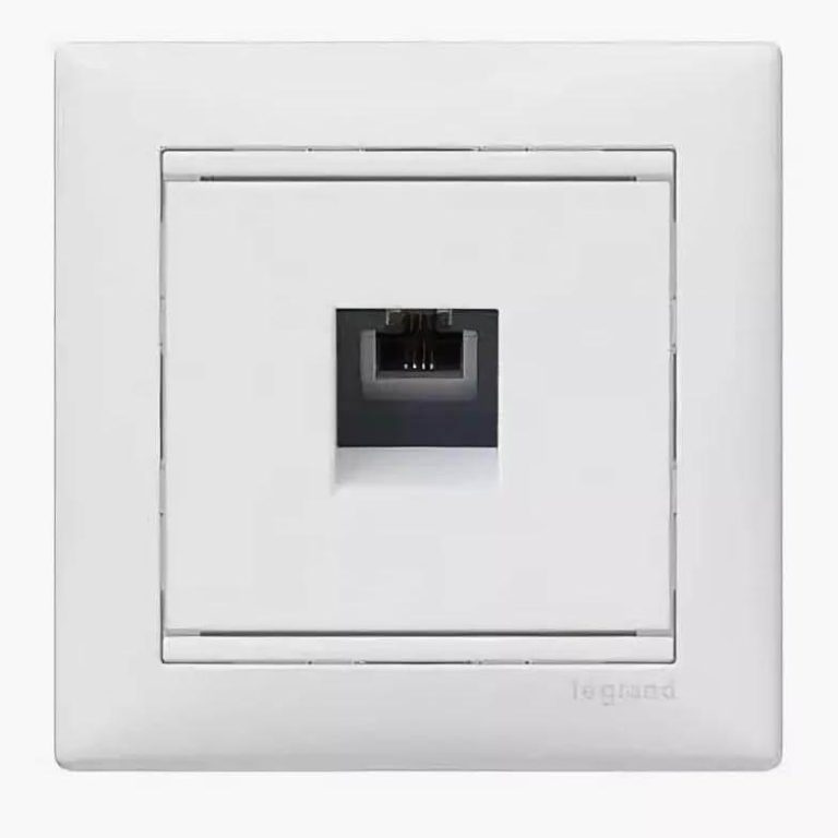 Розетка компьютерная RJ45 Legrand Valena ISDN алюминий 770141
